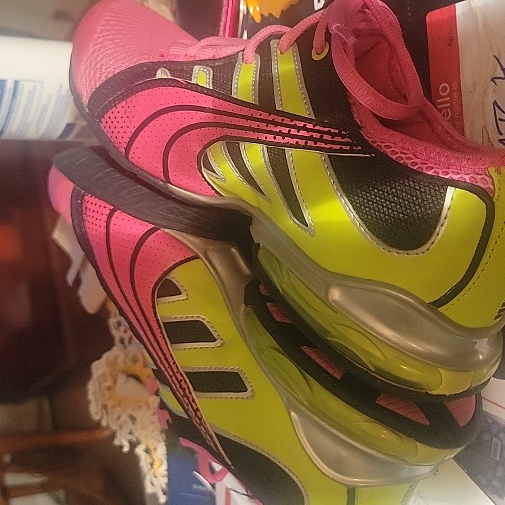 Womens Puma running shoes size 6.5